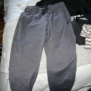 Lightly worn grey lululemon womens on the fly pants